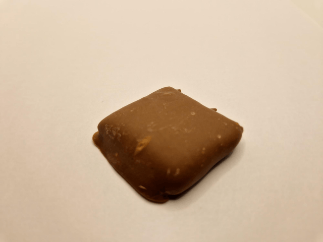 Carré framboise